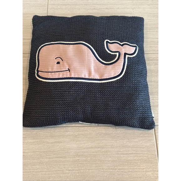 Vineyard Vines for Target Other - Vineyard Vines Target Exclusive Pink Whale Throw Pillow 20"x 20" Navy Blue